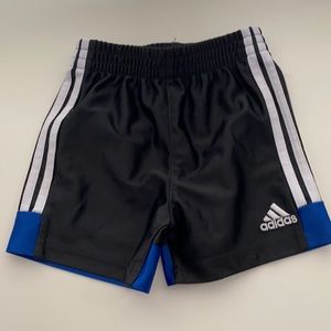 Adidas shorts 9M